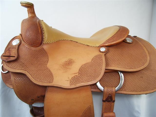 Used Saddle:- Image Number:0